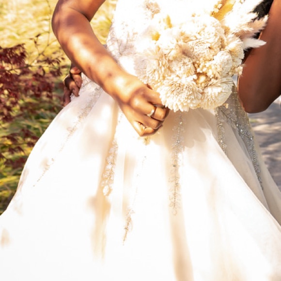 Wedding Dress / Prom Dress - Picture 4 of 4